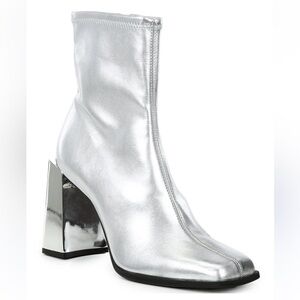 GB Border-Line Metallic Silver Block Heel Booties Mirrored  70s Futuristic NWOB